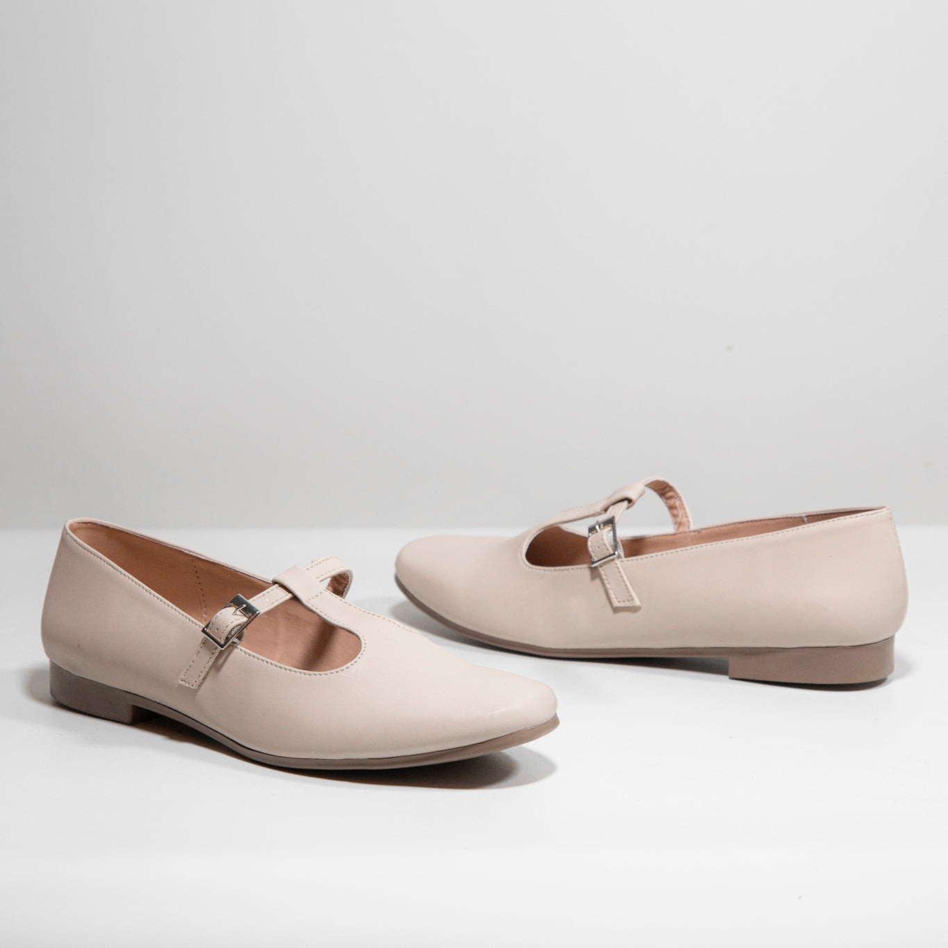 Mary-Jane Alina – ZapaterÃa Francis