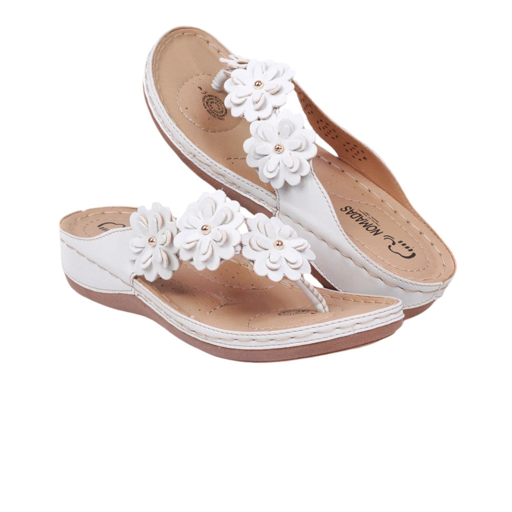Sandalia para dama con flores de adorno y plantilla acojinada