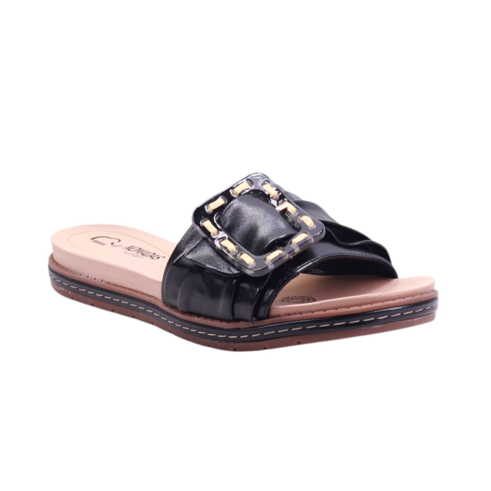 Sandalia de dama con broche decorativo