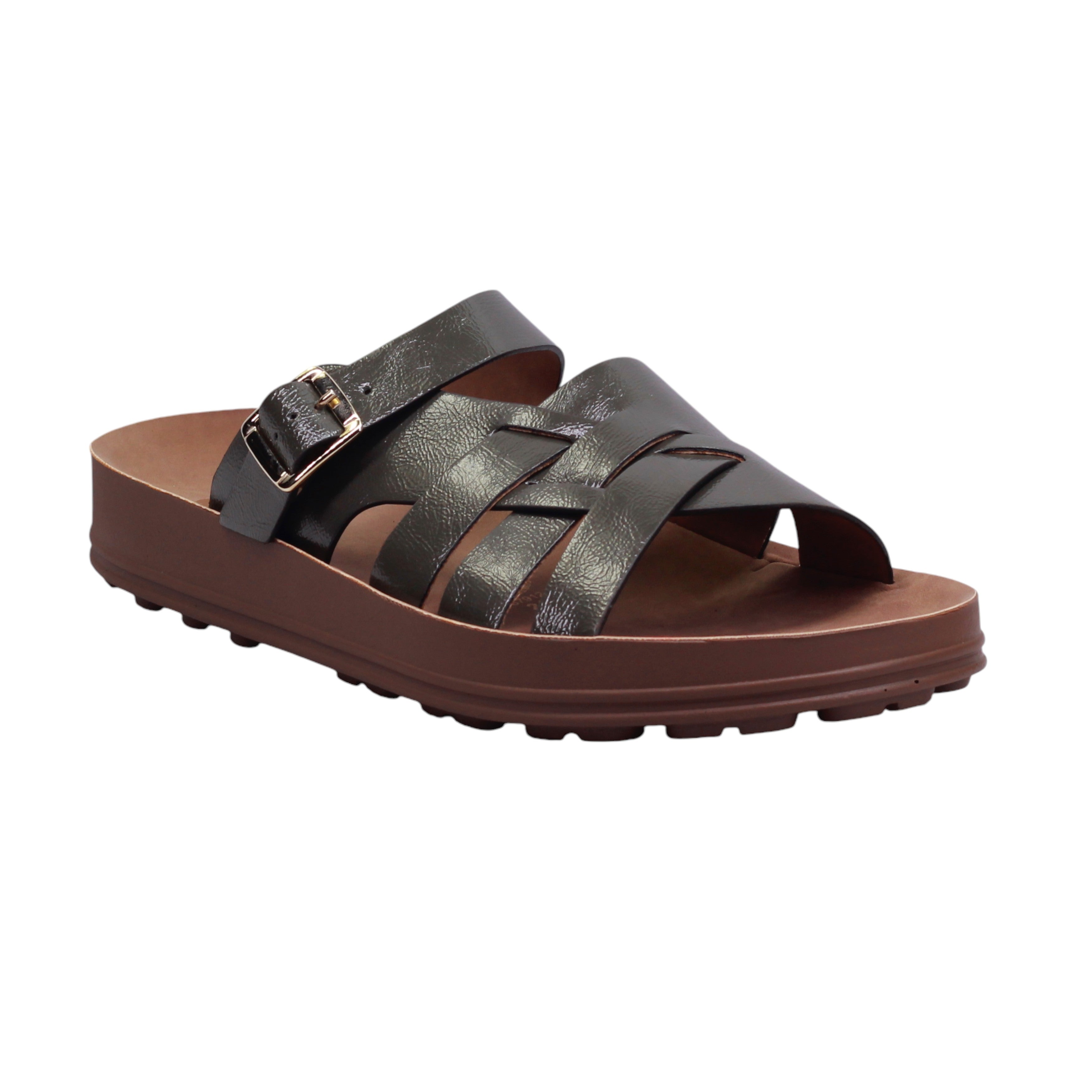 Sandalia tejida con hebilla y plataforma cómoda