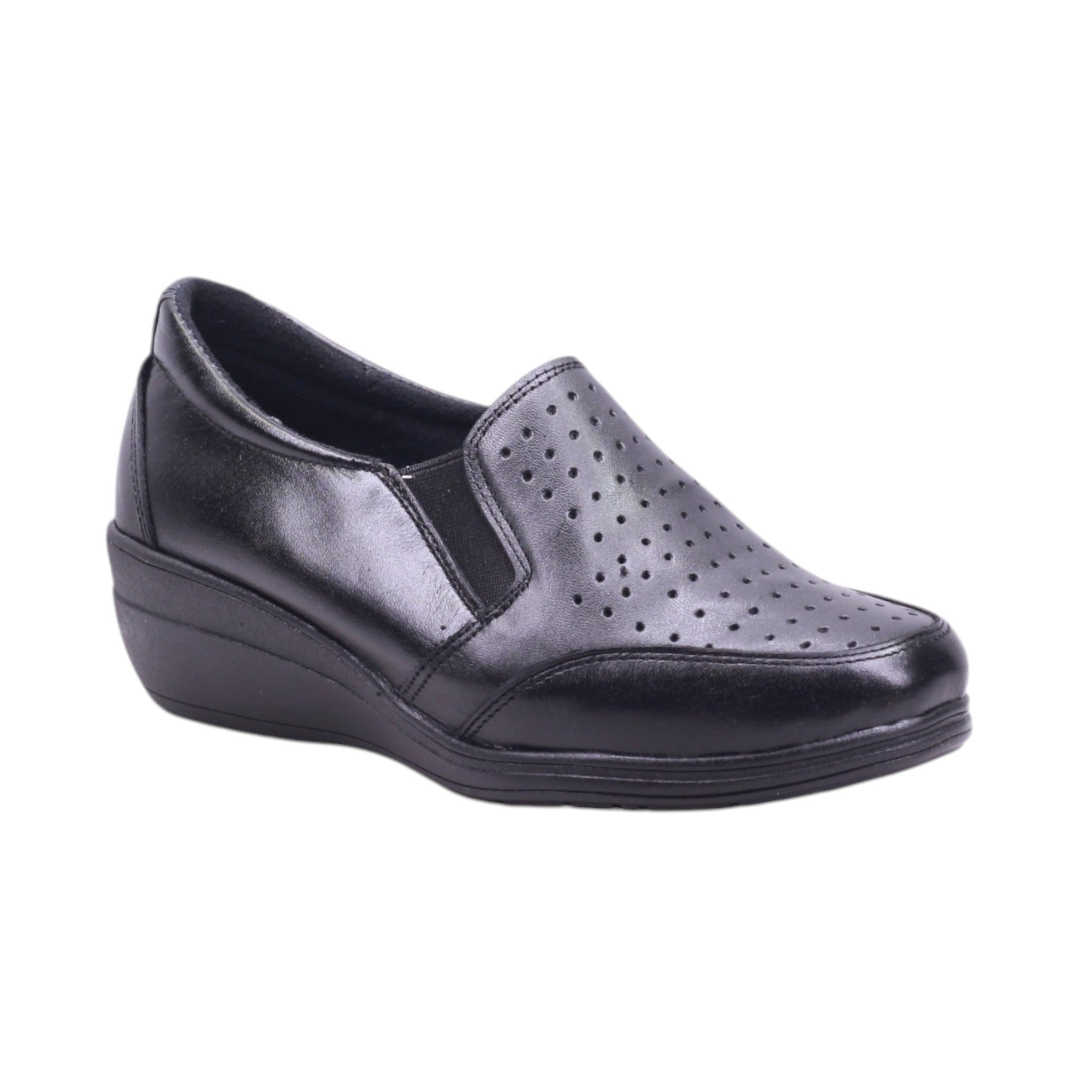 Calzado slip-on dama con perforaciones