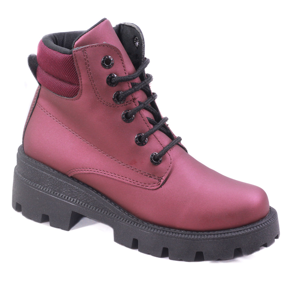Botin para dama de tubo corto.